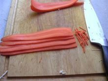 thinly sliced carrots from machine